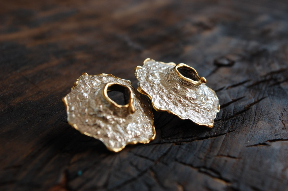 The X-X Earrings by UNDE