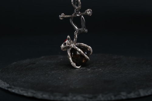 The Guardian Cat by UNDE