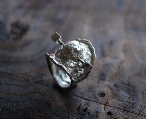 X Point - The Cube by UNDE