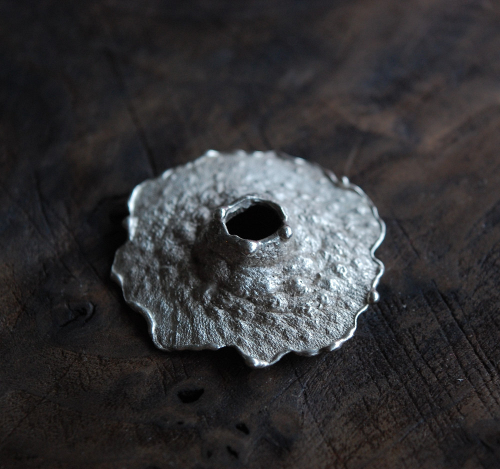 X Point - T-shirt Nipple by UNDE