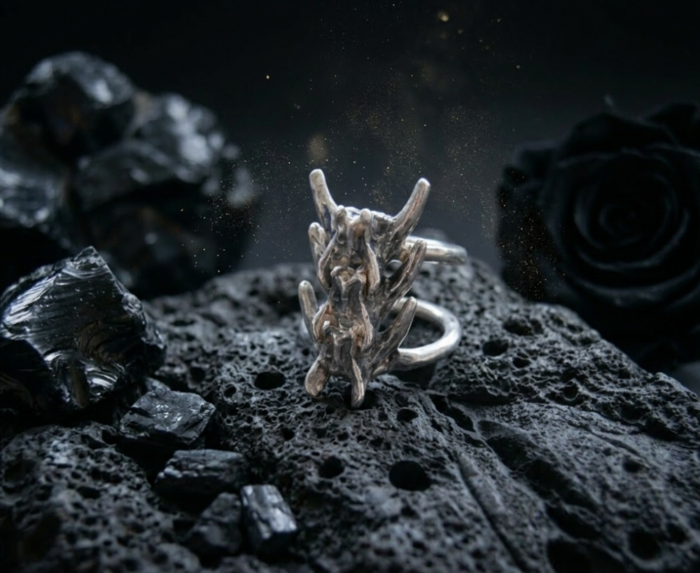 Vertebral - V2 - The cat 3v ring by UNDE